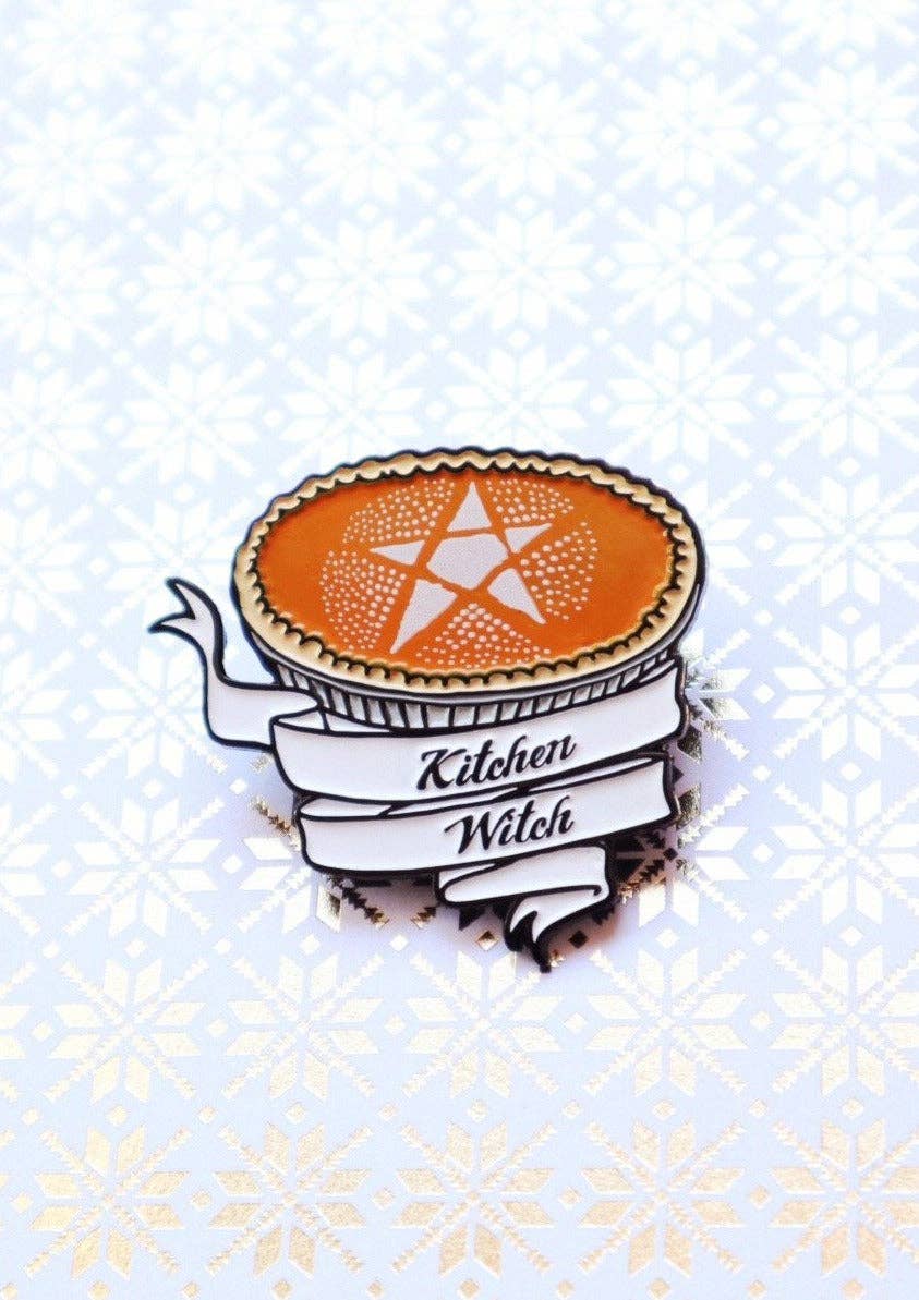 Kitchen Witch Pie Pin